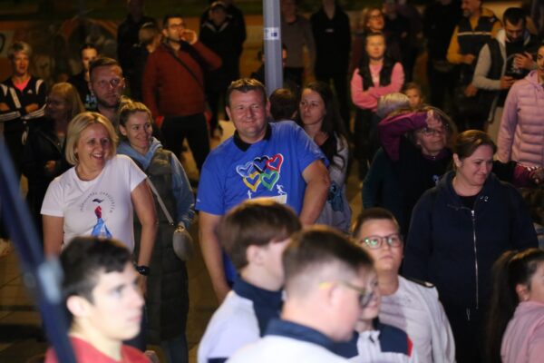 Šest trenera, brojni posjetitelji i jedna poruka: #BeActive Night pretvorio virovitičku šetnicu u veliku sportsku pozornicu 26 IMG 3627 1500x1000