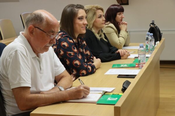 Gradsko vijeće Virovitice: Od rekonstrukcije trgova i sadnje drveća do cijene vode i dimnjačarskih naknada 10 IMG 5145