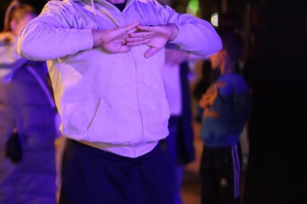 Šest trenera, brojni posjetitelji i jedna poruka: #BeActive Night pretvorio virovitičku šetnicu u veliku sportsku pozornicu 16 IMG 6066