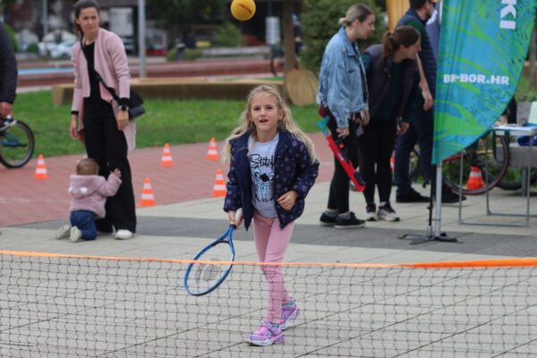 Sportsko selo u Virovitici okupilo 26 klubova s područja županije: “Ulaganje u sport je ulaganje u zdravlje” 49 IMG 6322
