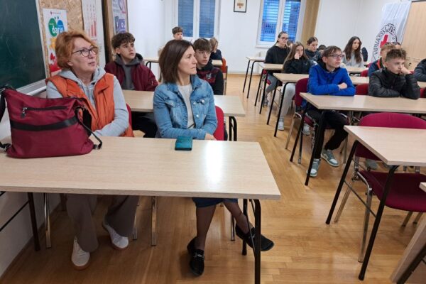 Nazori u Gradskom društvu Crvenog križa Virovitica: Prvi koraci u prvoj pomoći, priča o socijalnim djelatnostima i prilika za volontiranje 3 20251015 075007
