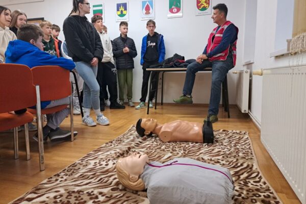 Nazori u Gradskom društvu Crvenog križa Virovitica: Prvi koraci u prvoj pomoći, priča o socijalnim djelatnostima i prilika za volontiranje 7 20251015 081142