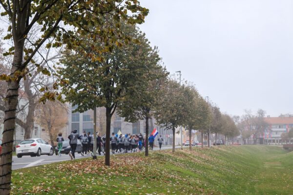 Memorijalni ultramaraton Virovitica – Vukovar: „Glasnici istine“ i prijatelji i ove godine trče 170 km 3 488064561 1065448535615161 4912547990457038052 n