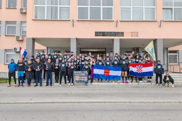 Memorijalni ultramaraton Virovitica – Vukovar: „Glasnici istine“ i prijatelji i ove godine trče 170 km 1 488208439 1065448612281820 7203223738353624899 n
