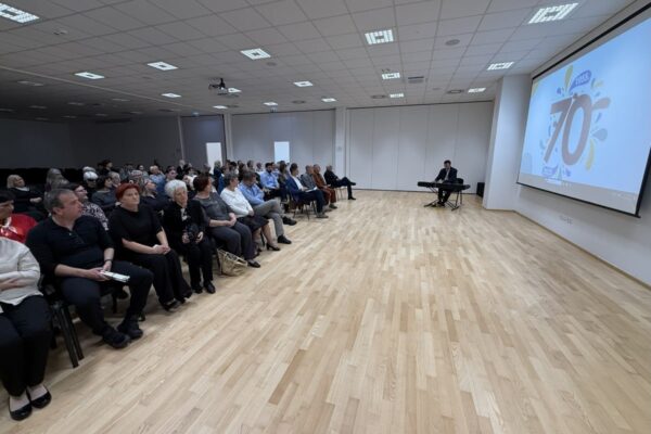 Organizacija slijepih VPŽ proslavila 70. rođendan: Grad Virovitica i bivši predsjednik Željko Zec dobitnici Zlatne plakete 4 IMG 1982