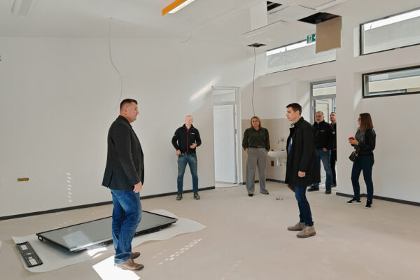 Radovi u završnoj fazi: Od ponedjeljka, 3. studenoga, „Nazori“ se vraćaju u matičnu školu 10 IMG 20251028 111404