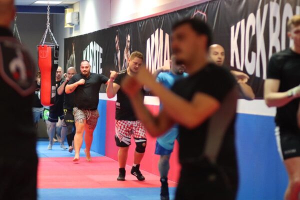 Silver GYM otvorio vrata ljubiteljima borilačkih vještina: Evo kako je bilo na treningu “Warriorsa” u Virovitici 20 IMG 7611