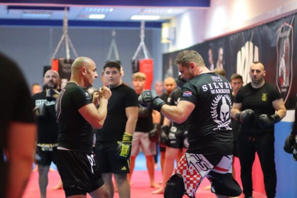 Silver GYM otvorio vrata ljubiteljima borilačkih vještina: Evo kako je bilo na treningu “Warriorsa” u Virovitici 29 IMG 7728