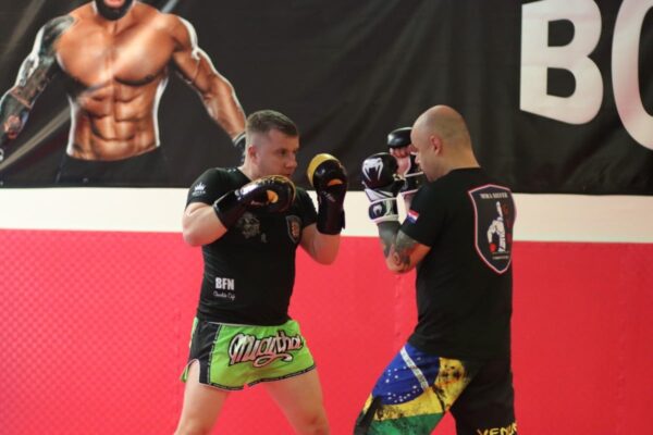 Silver GYM otvorio vrata ljubiteljima borilačkih vještina: Evo kako je bilo na treningu “Warriorsa” u Virovitici 40 IMG 7836