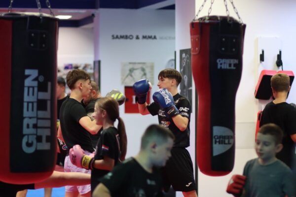 Silver GYM otvorio vrata ljubiteljima borilačkih vještina: Evo kako je bilo na treningu “Warriorsa” u Virovitici 45 IMG 7913