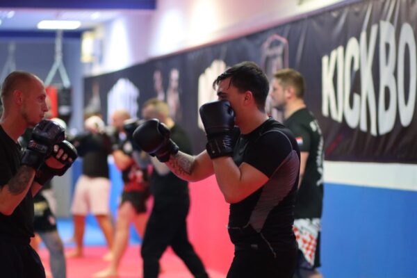 Silver GYM otvorio vrata ljubiteljima borilačkih vještina: Evo kako je bilo na treningu “Warriorsa” u Virovitici 50 IMG 7954