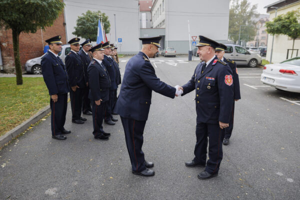 Fotogalerija: Svečanom sjednicom i defileom gradskim ulicama proslavljena 150. godišnjica vatrogastva u Virovitici 24 U5A3317