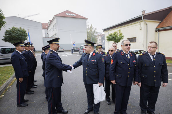 Fotogalerija: Svečanom sjednicom i defileom gradskim ulicama proslavljena 150. godišnjica vatrogastva u Virovitici 26 U5A3328
