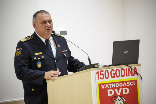 Fotogalerija: Svečanom sjednicom i defileom gradskim ulicama proslavljena 150. godišnjica vatrogastva u Virovitici 105 U5A4183