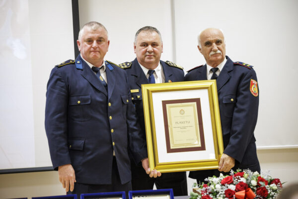 Fotogalerija: Svečanom sjednicom i defileom gradskim ulicama proslavljena 150. godišnjica vatrogastva u Virovitici 106 U5A4201