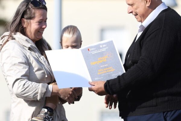 Ivan Mišković iz Županje osvojio Zlatnu žlicu Agroexpa za med od medljikovca: Ocijenjen 161 uzorak 47 jesen u gradu i agroexpo 213