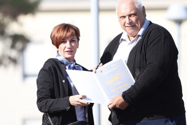 Ivan Mišković iz Županje osvojio Zlatnu žlicu Agroexpa za med od medljikovca: Ocijenjen 161 uzorak 29 jesen u gradu i agroexpo 306