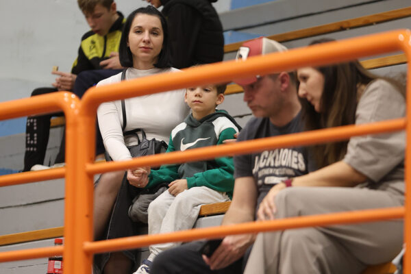 U prepunoj dvorani Tehničke škole Virovitica, juniori Hrvatske pobijedili su selekciju Hrvatskog akademskog sportskog saveza, odličan je bio naš Matko Moslavac 37 rukomet vtc air 418