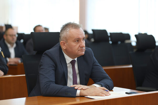 Ministar David Vlajčić u Virovitici: Kreće potpuni odstrjel divljih svinja u Virovitičko-podravskoj i još dvije slavonske županije 7 sastanak vlajcic 48