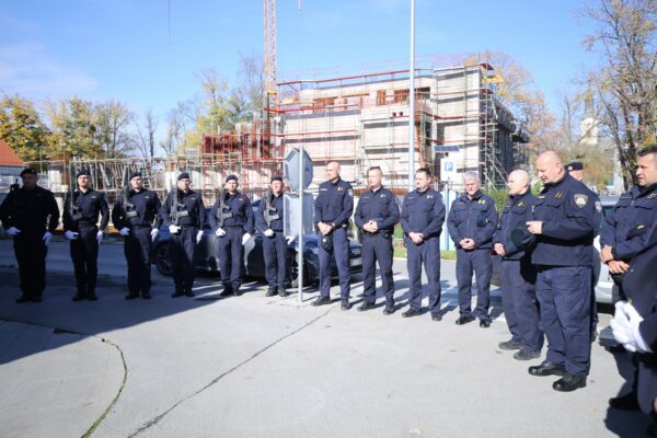 U povodu blagdana Svih svetih u Virovitici odana počast poginulim hrvatskim braniteljima i civilnim žrtvama 59 z svi sveti vijenci i misa z 10