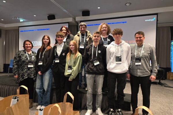 20251107 084647 Custom