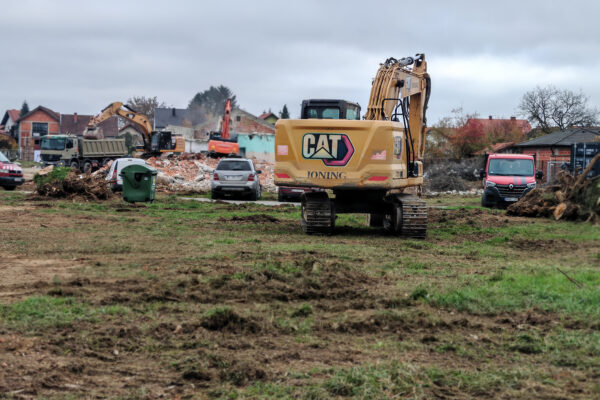 Virovitička Gradska uprava priprema gradilište za najveći gradski EU projekt – izgradnju III. osnovne škole sa sportskom dvoranom 1 IMG 20251112 125318