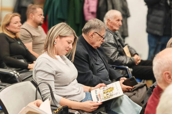 IMG 20251126 182419 edit 643295452936476