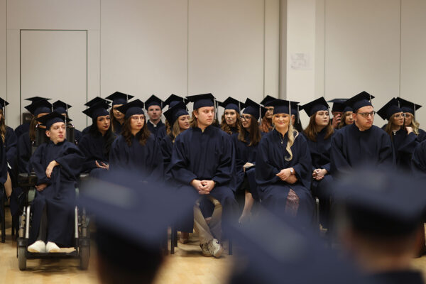 “Znanje je resurs koji dijeljenjem raste”: Veleučilište u Virovitici promoviralo 80 prvostupnika i magistara 42 597218030 1299167502239701 1963298203632763899 n