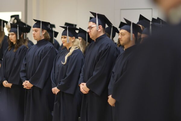 “Znanje je resurs koji dijeljenjem raste”: Veleučilište u Virovitici promoviralo 80 prvostupnika i magistara 49 597618128 1299167218906396 3740444961644118391 n