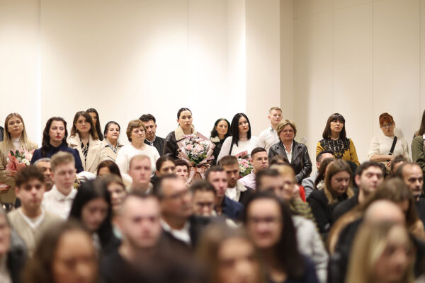 “Znanje je resurs koji dijeljenjem raste”: Veleučilište u Virovitici promoviralo 80 prvostupnika i magistara 65 597871941 1299168002239651 8437879962385727695 n