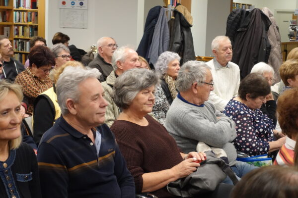 Božićna večer Matice umirovljenika VPŽ: Pripadnici zlatne dobi godinu zaključili poetsko-glazbenom večeri 3 DSC09692