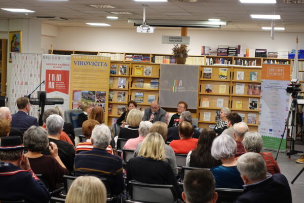 Božićna večer Matice umirovljenika VPŽ: Pripadnici zlatne dobi godinu zaključili poetsko-glazbenom večeri 4 DSC09693