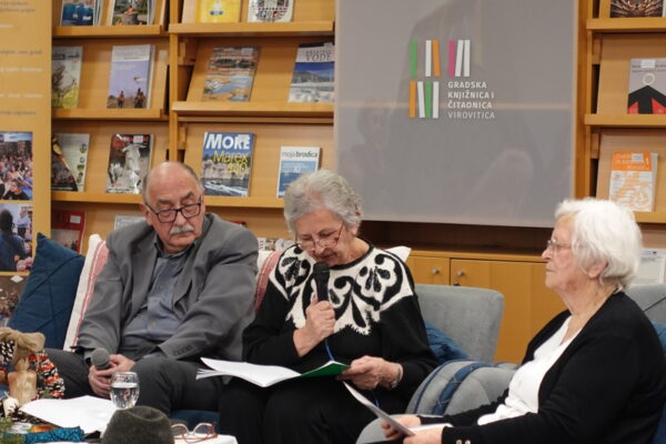 Božićna večer Matice umirovljenika VPŽ: Pripadnici zlatne dobi godinu zaključili poetsko-glazbenom večeri 26 DSC09738