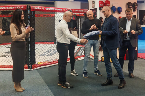 Novi borilački sport stigao u Viroviticu: Hrvatski Sambo savez primio “Silver Warriorse” u svoju sportsku obitelj 8 IMG 20251205 122002