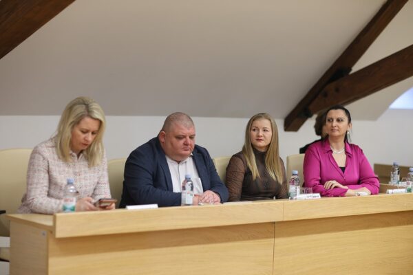 Virovitica ulazi u novu eru javnog prijevoza — stiže pet električnih autobusa 5 autobusi vtc potpis 29