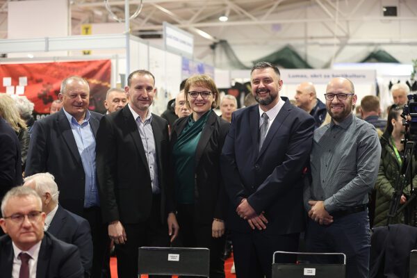 Virovitica u znaku gospodarstva i poljoprivrede, ministar Vlajčić: „Viroexpo je više od sajma“ 39 633706978 1354567040033080 3709911211931727407 n