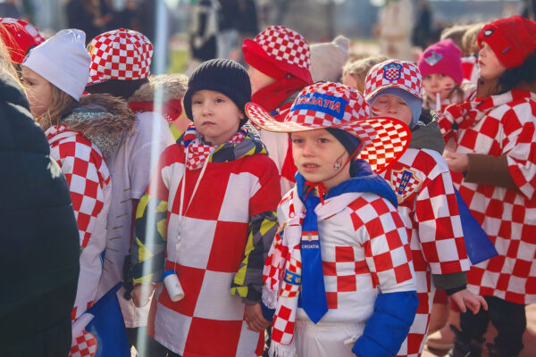 Fotogalerija: Dječja karnevalska povorka u središtu Virovitice 7 IMG 20260216 101611