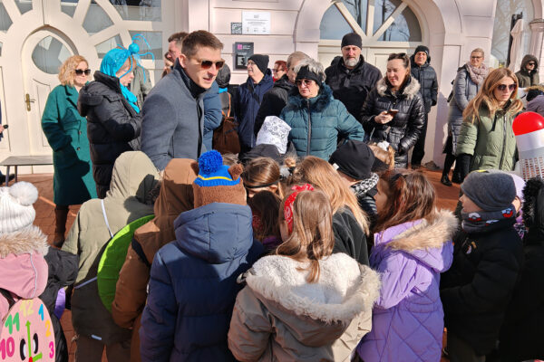 Fotogalerija: Dječja karnevalska povorka u središtu Virovitice 36 IMG 20260216 102537 1