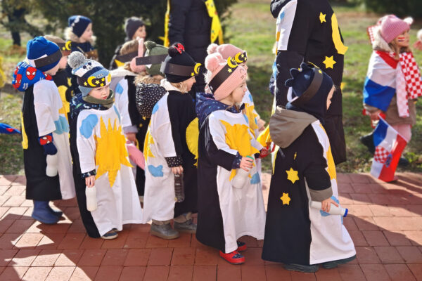 Fotogalerija: Dječja karnevalska povorka u središtu Virovitice 46 IMG 20260216 103201