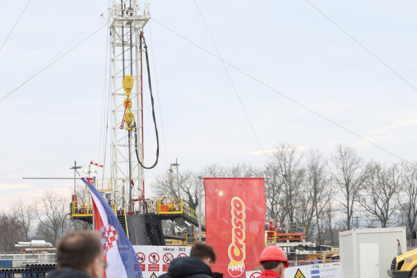 U Virovitici započela istražna bušenja geotermalnog potencijala: “Gradimo temelje za dugoročno, održivo i pristupačno grijanje“ 13 vtc geo busotina 280 1