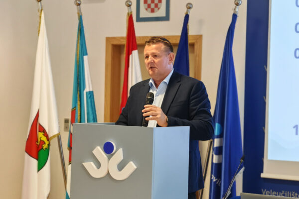U Virovitici se održava NONA Forum „Od plana do kvadrata — rješenja koja mijenjaju gradove” 17 IMG 20260317 093122