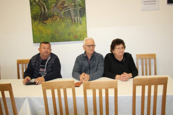 Gradonačelnik I. Kirin s građanima: Održani sastanci u Milanovcu i Jasenašu 2 IMG 3028 Custom