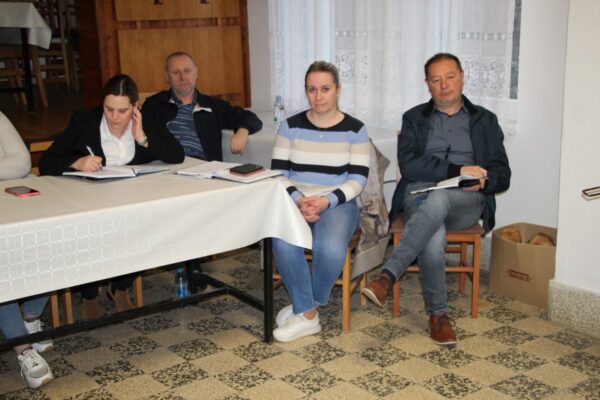 Gradonačelnik I. Kirin s građanima: Održani sastanci u Milanovcu i Jasenašu 4 IMG 3044 Custom