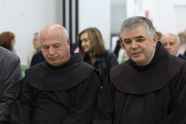 671100628 1407336681422782 2474979052594775103 n