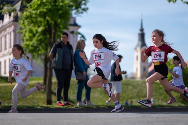 674202360 1404424455053863 8789916274170396420 n