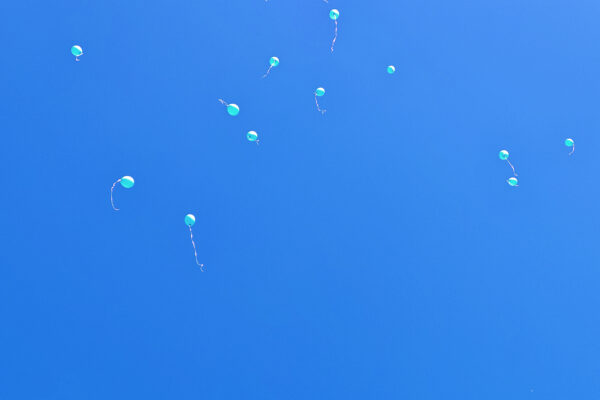 COOR Virovitica simboličnim puštanjem plavih balona obilježio Svjetski dan svjesnosti o autizmu 28 IMG 20260407 102222