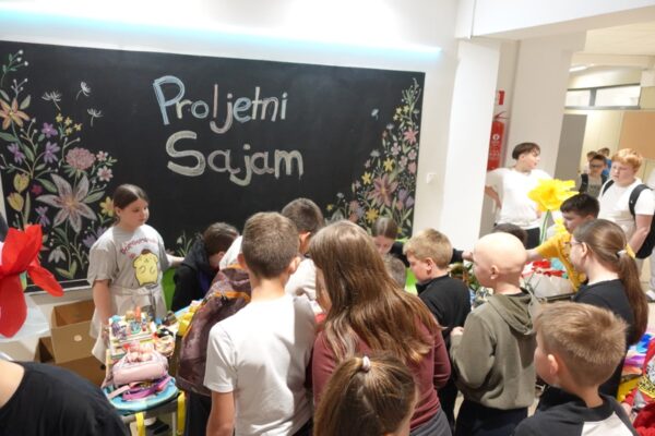 Nazorovi zadrugari 7