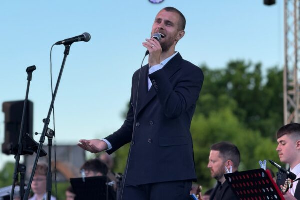 Gotovo sto tamburaša i poznati solisti na jednom mjestu: Virovitica uživala u koncertu “Tambura u sjećanje” 2 IMG 0924