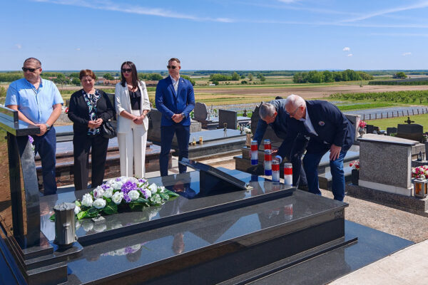 U Turnašici obilježena 32. obljetnica smrti prvog potpredsjednika Hrvatskog sabora Stjepana Sulimanca Štefine 7 IMG 20260518 110651 edit 573422887970787