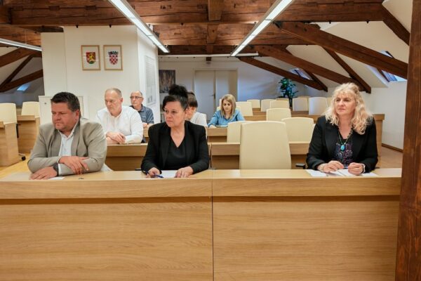 Hitna sjednica Gradskog vijeća: Usvojena Odluka o izmjenama Odluke o načinu ostvarivanja prednosti pri upisu djece u Dječji vrtić Cvrčak 2 IMG 20260521 160108.jpg
